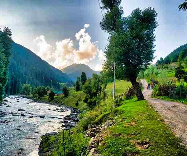 Betaab Valley – Kashmir